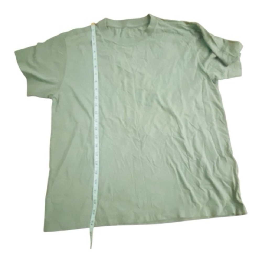 Men’s Crew Neck T-Shirt in Light Sage Green